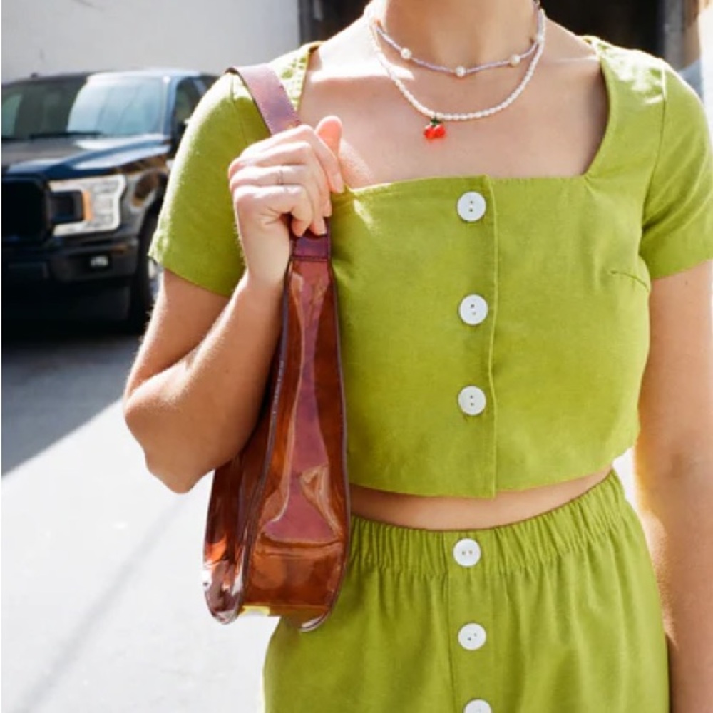 Lisa Says Gah Green Button-Up Crop Top
